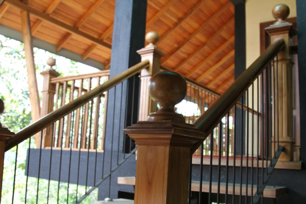 Birds Paradise Hotel Kudawe Ngoại thất bức ảnh
