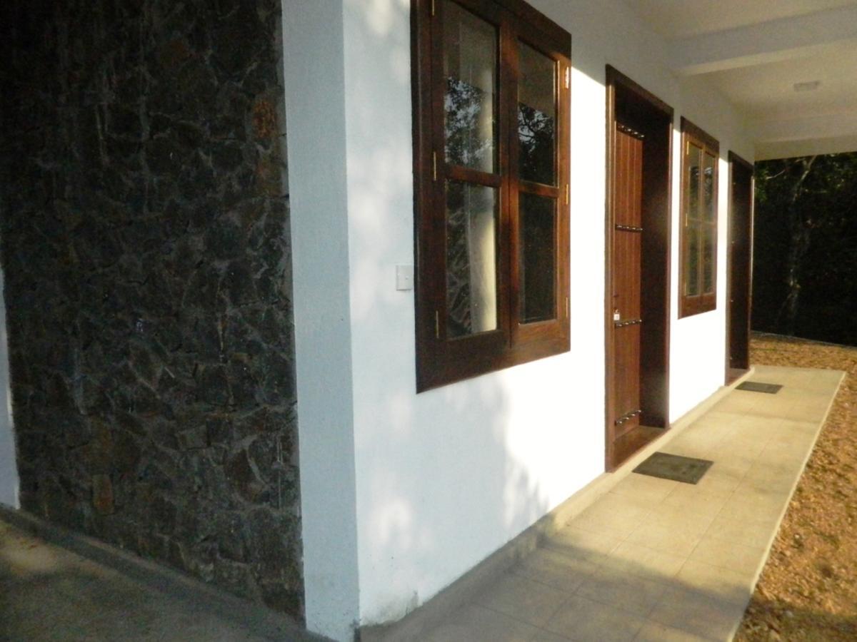 Birds Paradise Hotel Kudawe Ngoại thất bức ảnh
